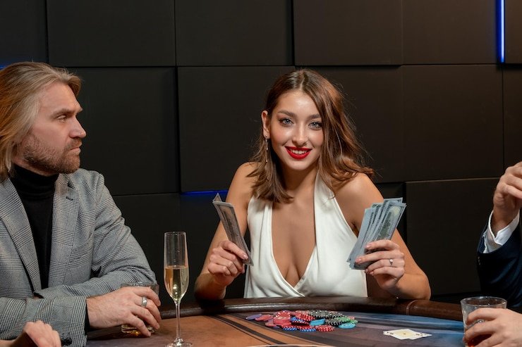Studio dealer langsung dengan meja blackjack dan roulette profesional